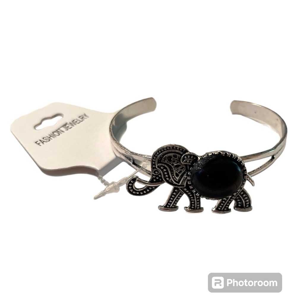 ❤️Elephant Stone Cuffed Bracelet- Black